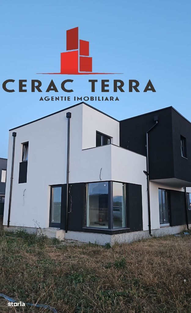 Casa 2023 cu vedere la munte in Sanpetru # CERACTERRA