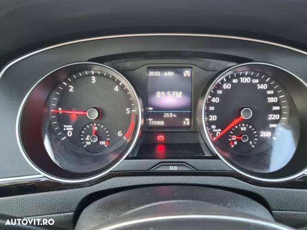 Volkswagen Passat Alltrack 2.0 TDI 4Motion - 8