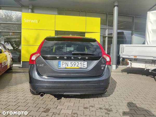 Volvo V60 D2 Summum - 5