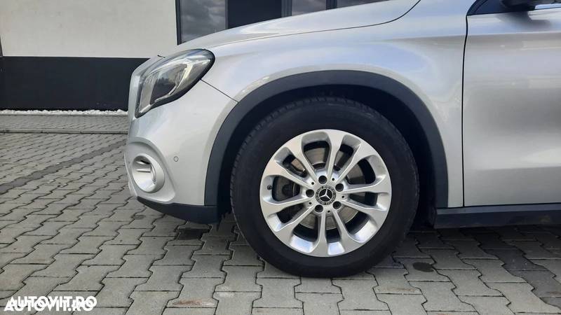 Mercedes-Benz GLA 250 4MATIC Aut. - 2