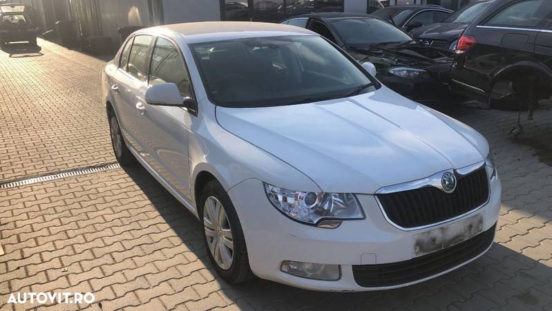 Dezmembram Skoda Superb 2.0 D an fabr 2011 - 4