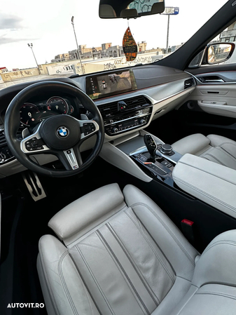 BMW Seria 6 640i xDrive Gran Turismo - 29