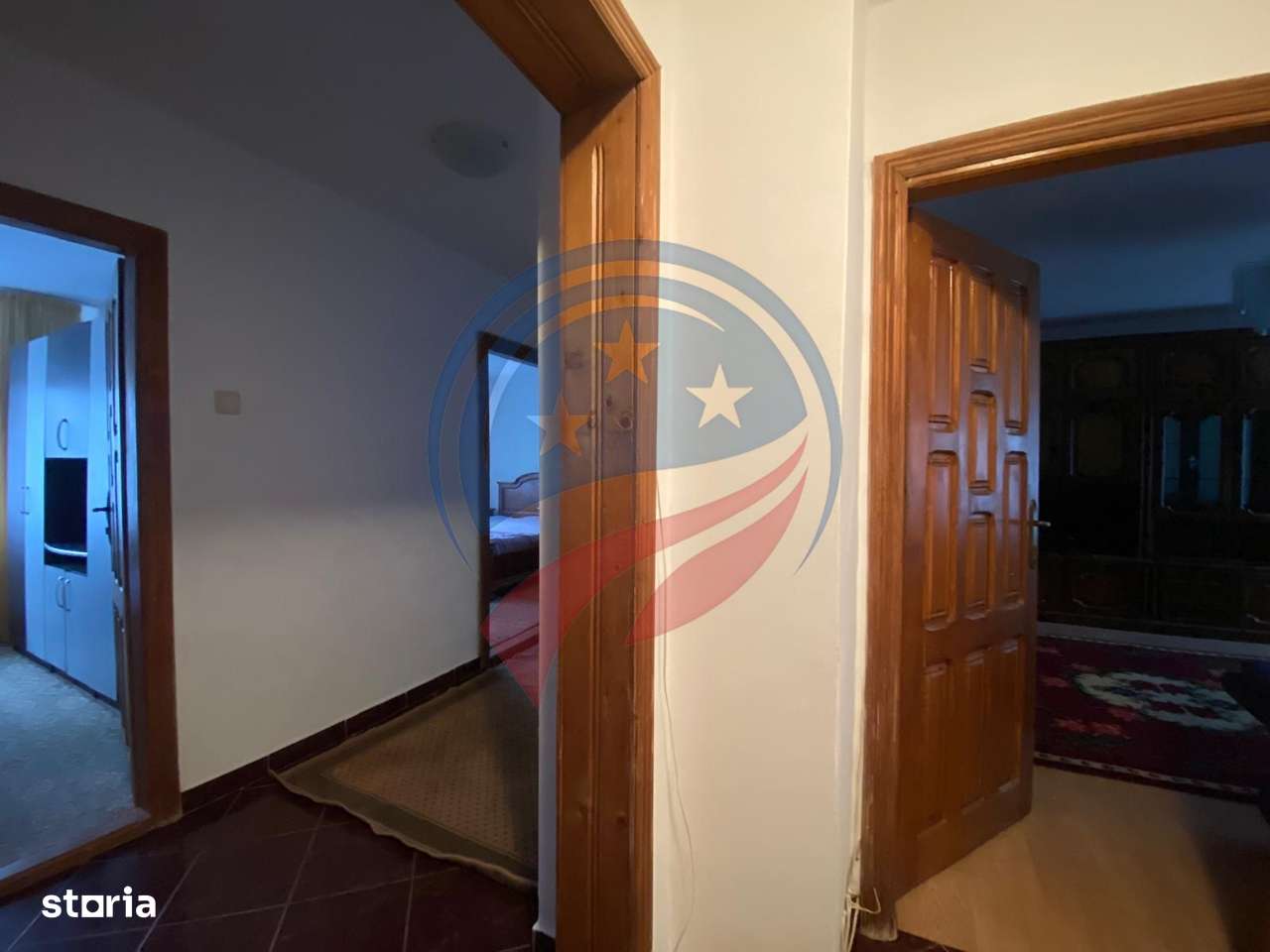 APARTAMENT 3 CAMERE CHIRIE 1 MAI CIUPERCA - Imagine principală: 4/8