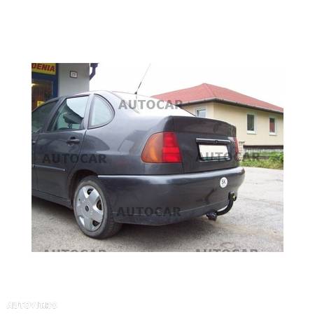 Carlig de remorcare pentru VOLKSWAGEN POLO - CLASSIC, 4 usi., (6 KV 2) - sistem semidemontabil -cu suruburi - din 1996 pana 2000 - 5