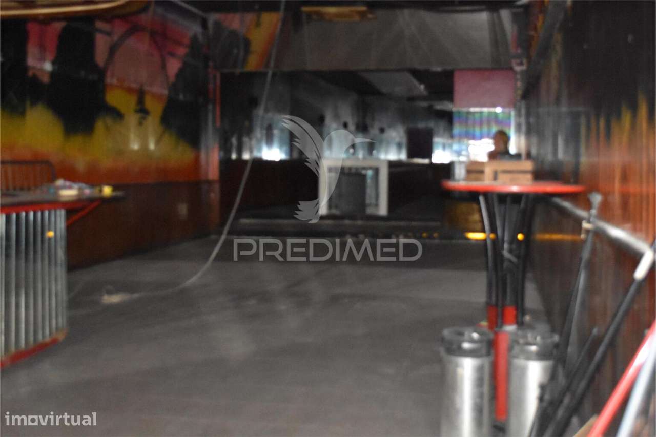 Prédio / Moradia Centro de Matosinhos - Grande imagem: 4/10