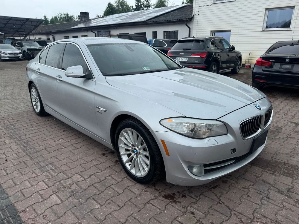 BMW 5 Series F10/F11 535i 2011