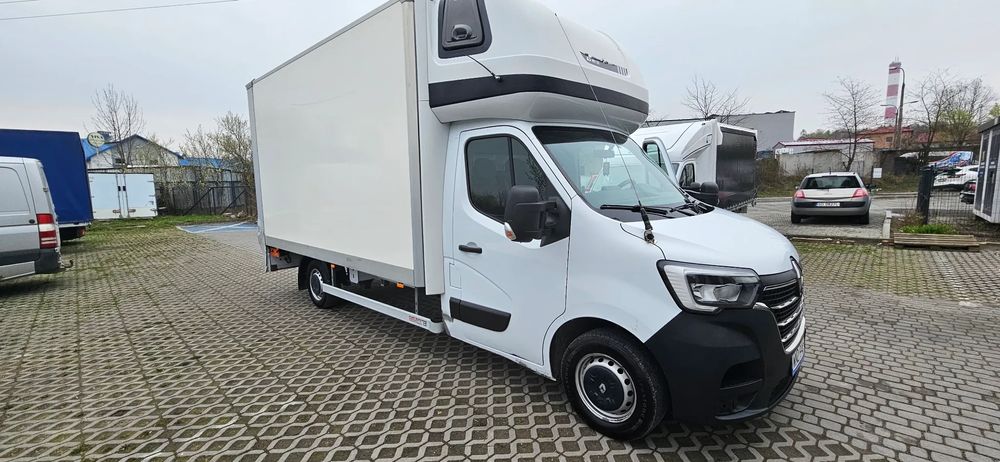 Renault Master 2021