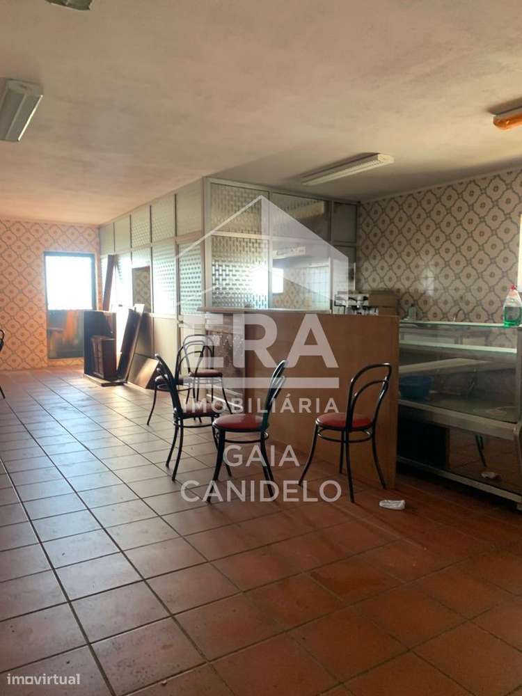 Moradia com 1431m2 de terreno na Madalena - Grande imagem: 4/10