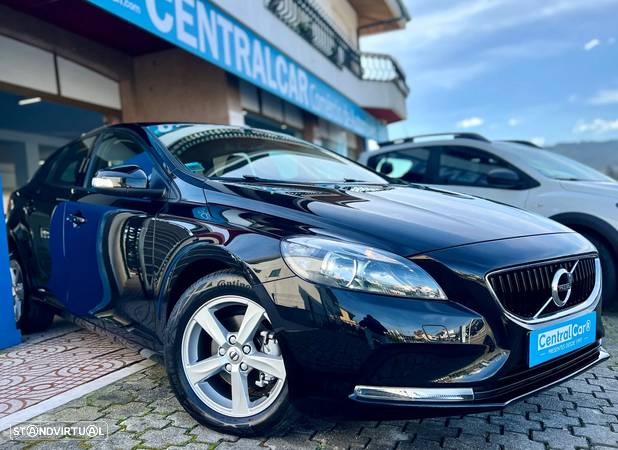 Volvo V40 2.0 D2 Momentum - 2