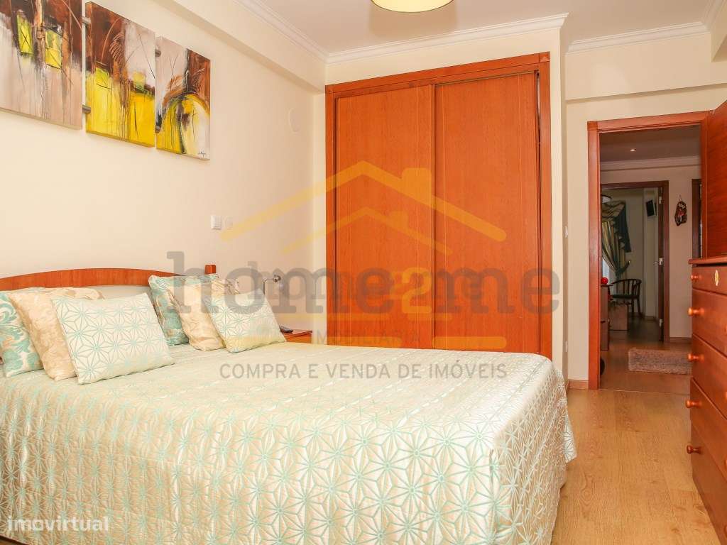 Fantástico Apartamento T2 com 2 varandas e arrecadação-5
