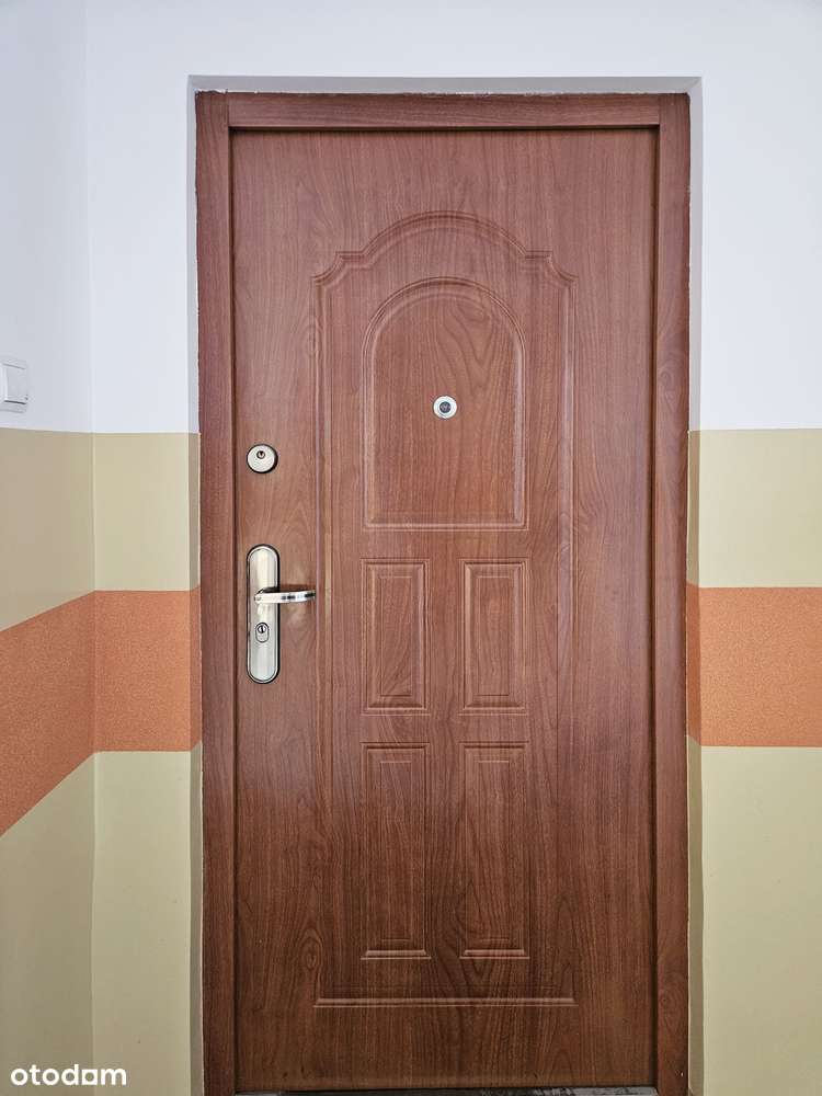 3 pokojowe mieszkanie z balkonem, 800m od Starówki - sprzedaż prywatna - Pełny obrazek: 2/20