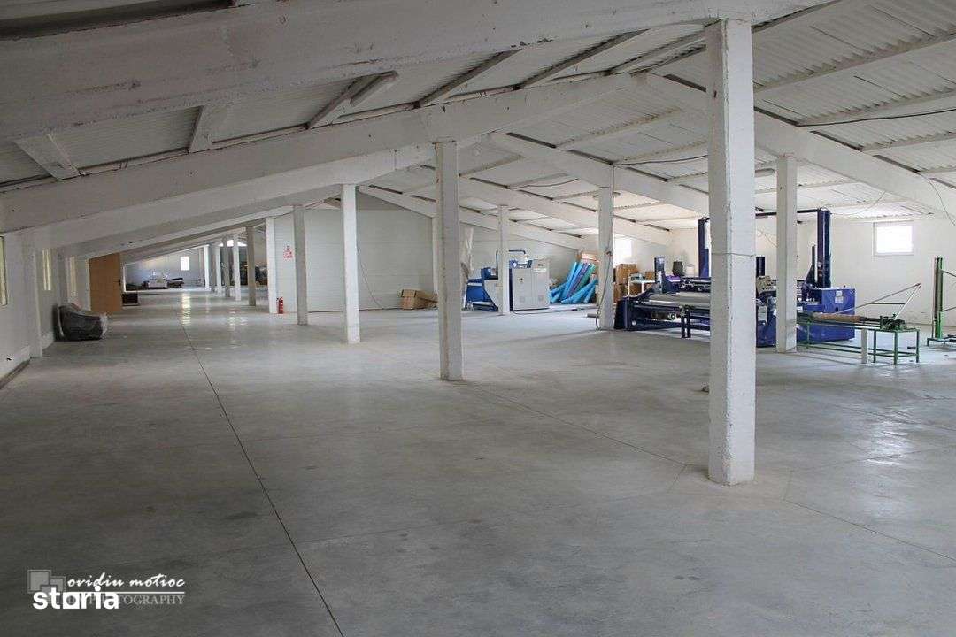 Modul hala langa autostrada - Imagine principală: 1/3