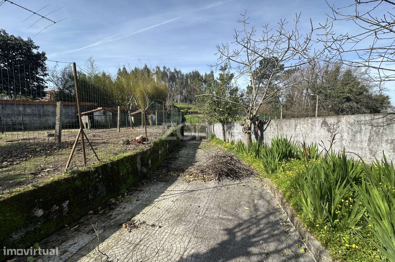 Moradia T6 perto do centro de Oliveira de Azeméis - Grande imagem: 4/16