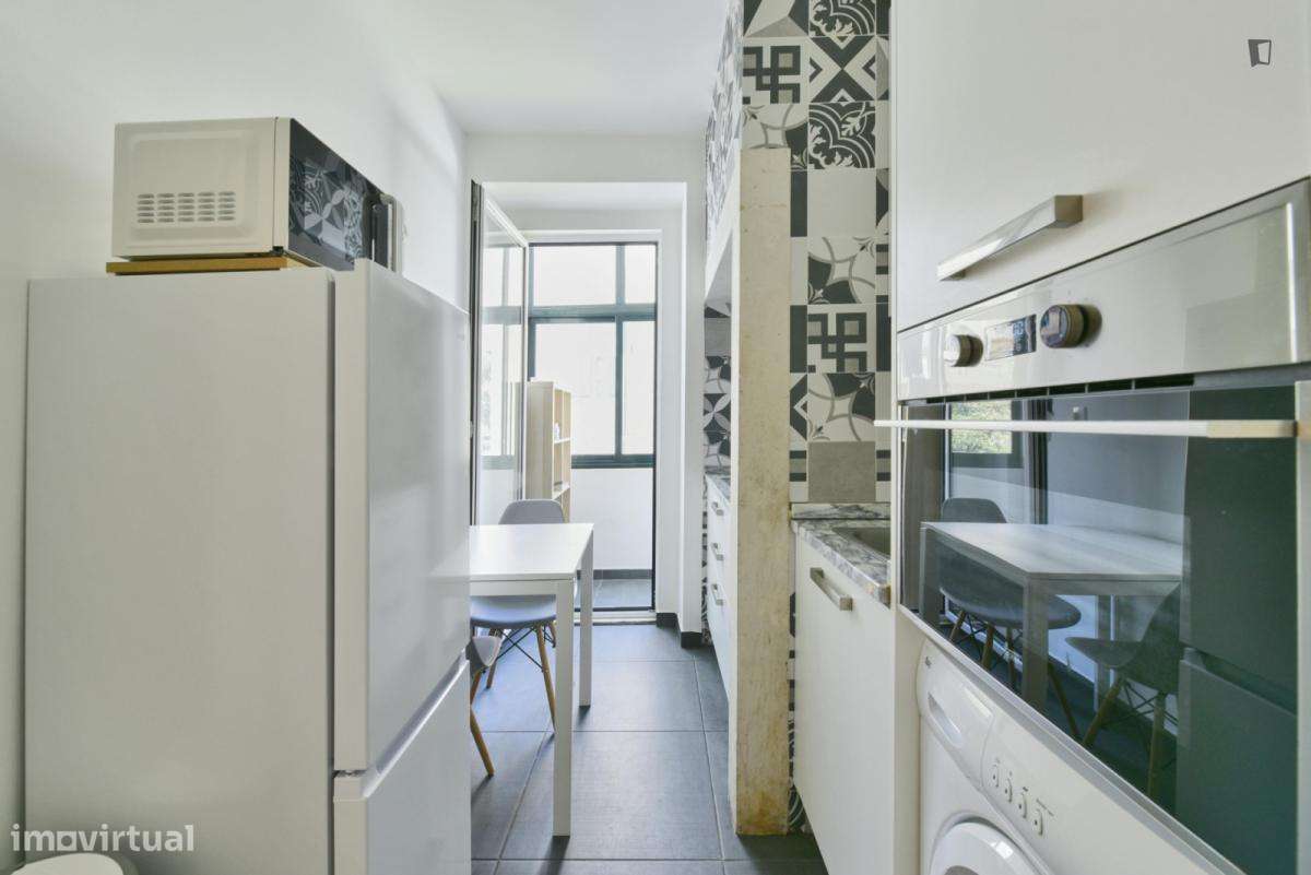 Quarto - localizado em Penha de França Lisbon - Grande imagem: 3/16