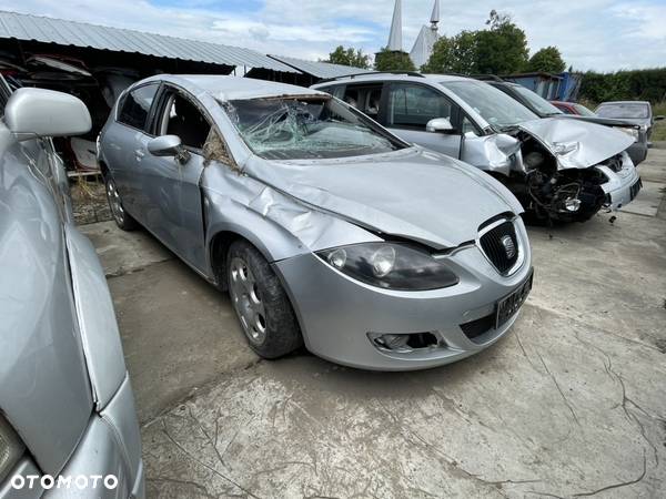 Na części Seat Leon II 1P Silnik 1.6 BSE kod lakieru LS7Y - 2