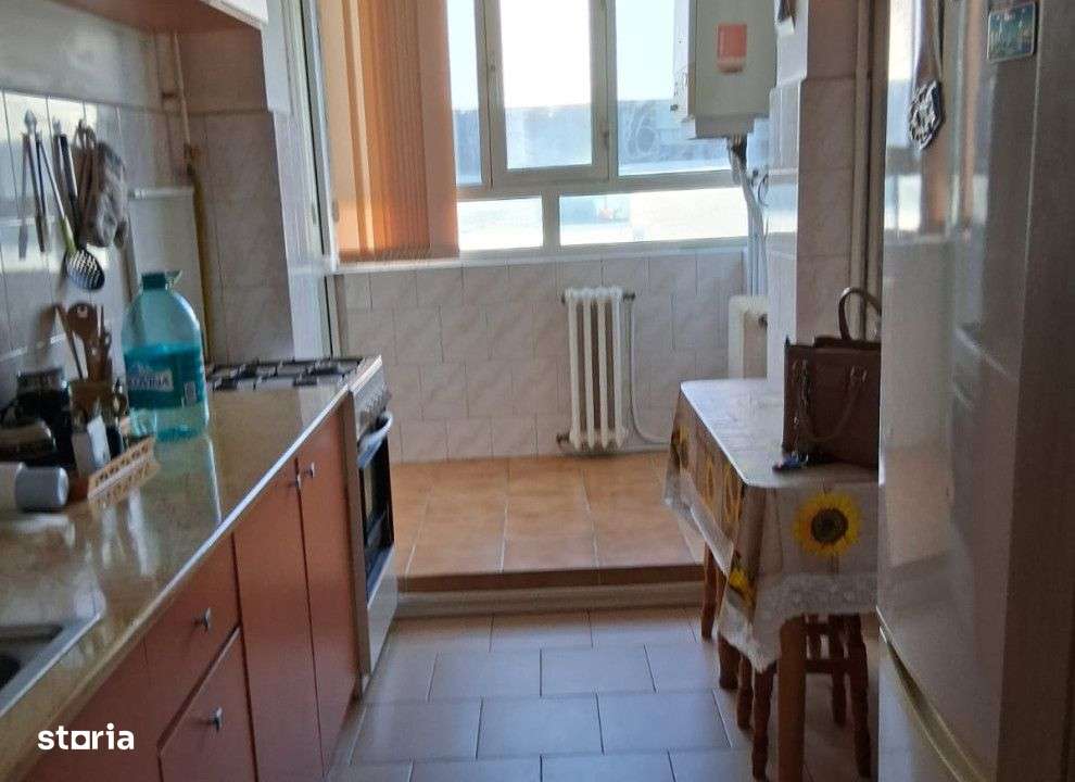 Apartament  3 camere Palat , 72 metri, etaj 7 Cod:159560-12