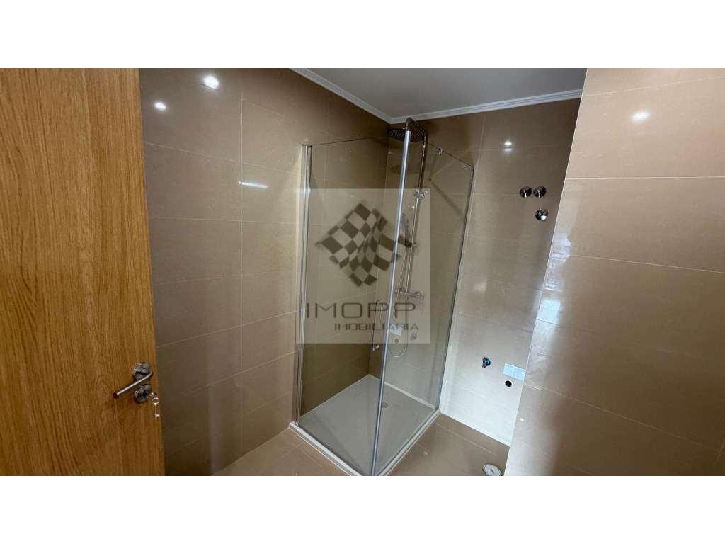 Reservado - Excelente T3 renovado nos Olivais-20