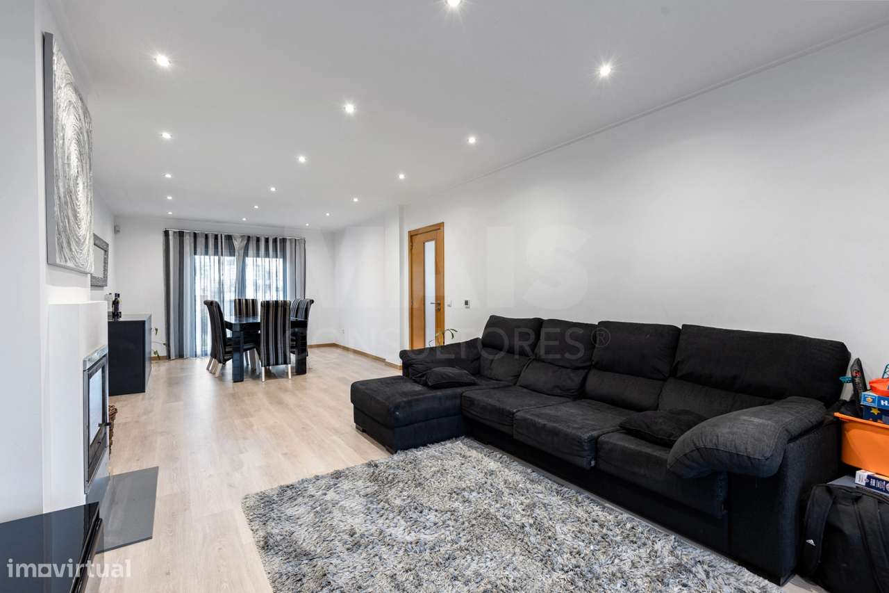 Moradia T3 no Centro do Bombarral – Conforto, Espaço e Qualidade de... - Grande imagem: 4/29