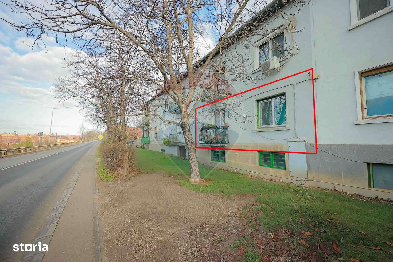 De vânzare apartament cu 2 camere, parter, parcare inclusă, central - Imagine principală: 2/12