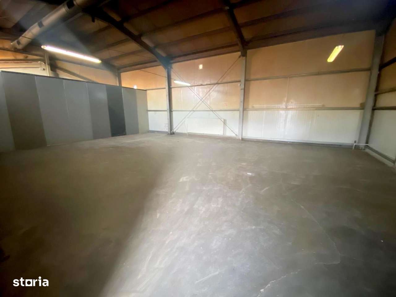 Hală de închiriat, centru Săcălaz – potrivită service auto, depozitare - Imagine principală: 2/7