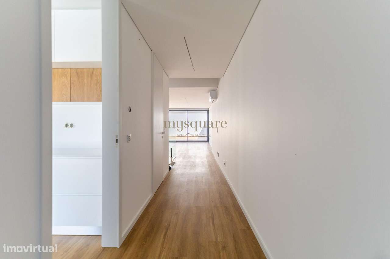 Moradia geminada T4 - Canidelo, Gaia - Grande imagem: 2/44