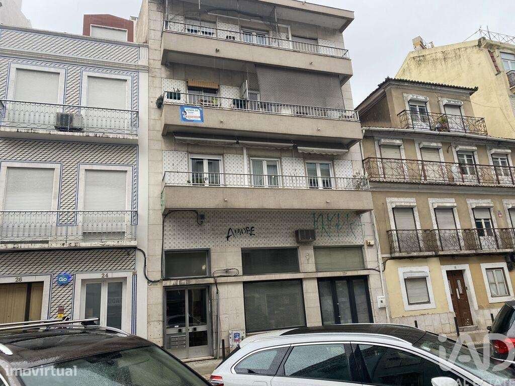 Apartamento T1 em Arroios de 70 m2 - Grande imagem: 2/24