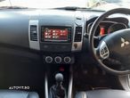 Maner Haion Mitsubishi Outlander SUV (416) - 5