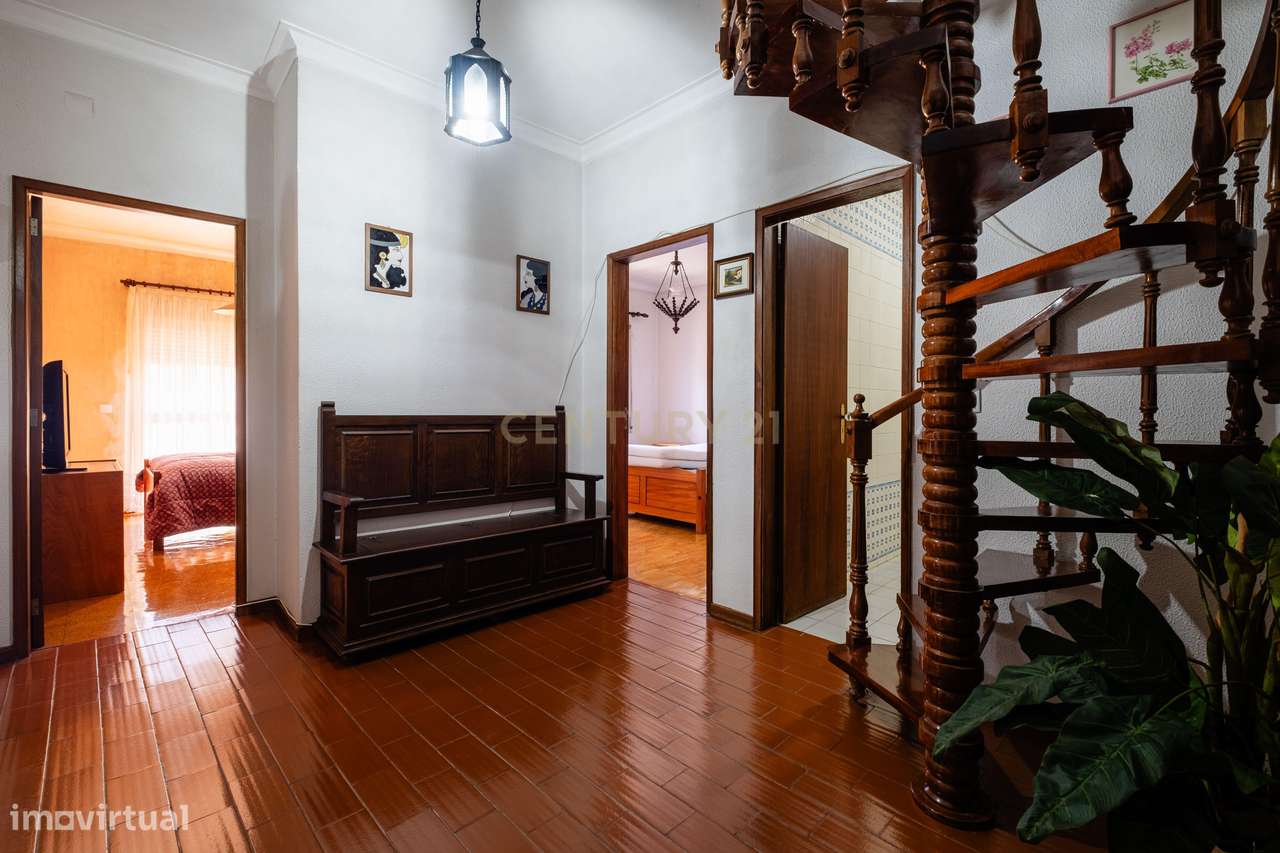 Moradia para recuperação em zona central de Rio Tinto-24