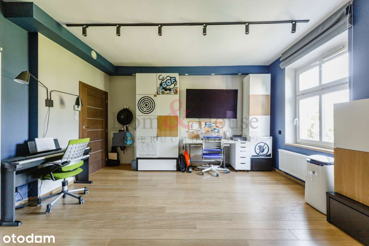 Odnowione, słoneczne 5 pokoi w kameralnym budynku-14