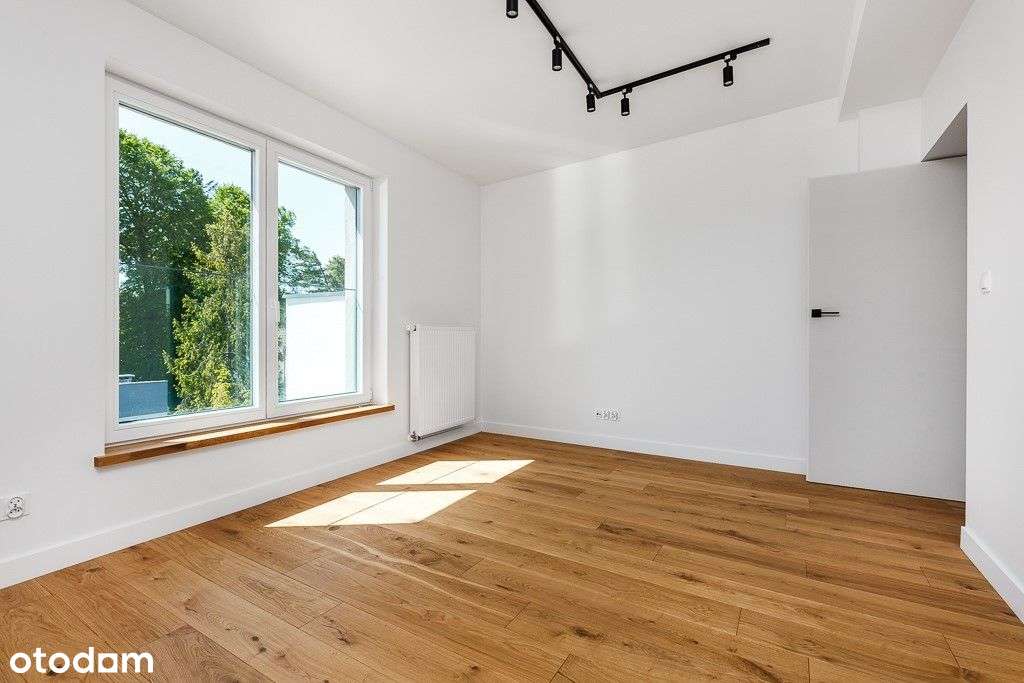 Nowy budynek podzielony na dwa apartamenty-18