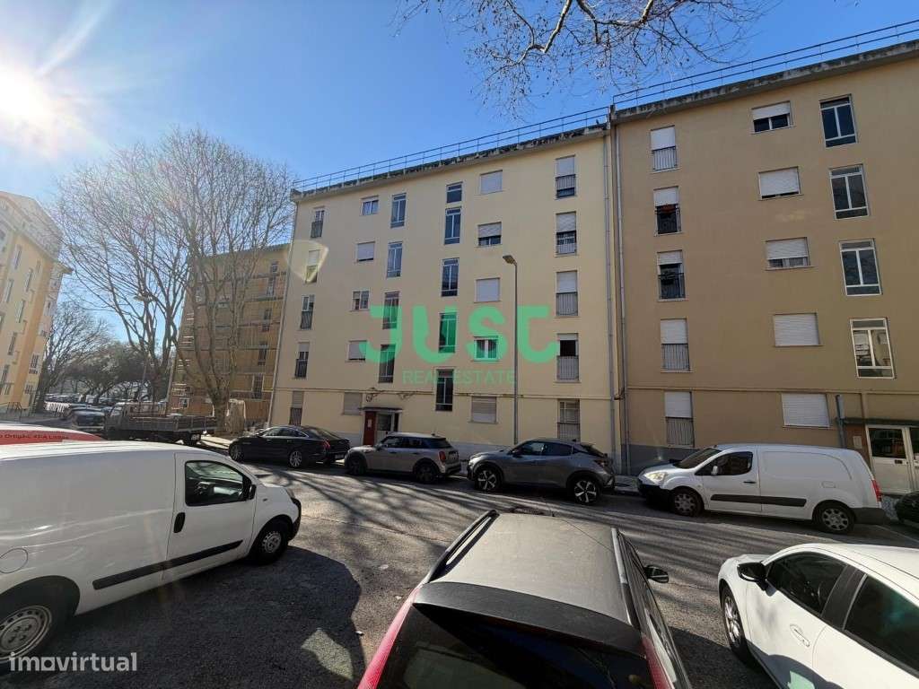 Apartamento t3 remodelado em São Domingos de Benfica - conforto no ...-18