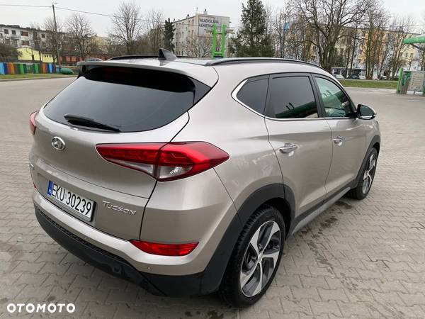 Hyundai Tucson - 12