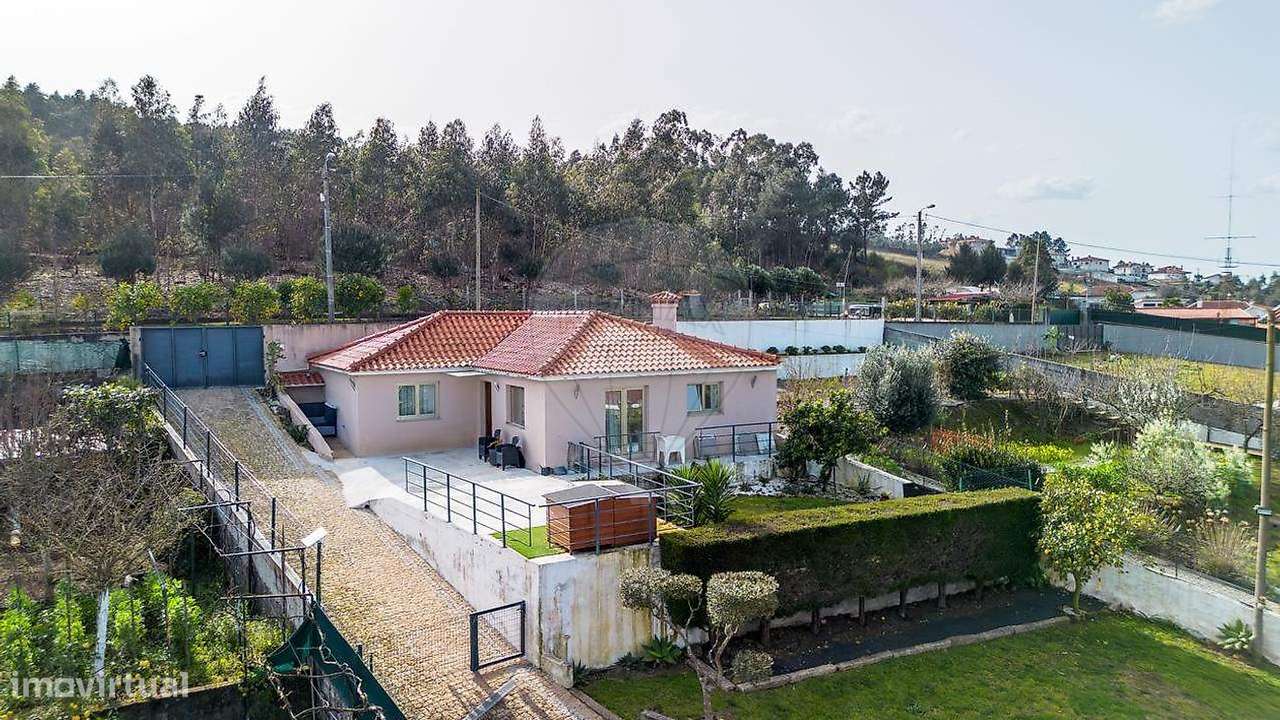 Moradia T2 para venda - Grande imagem: 2/31