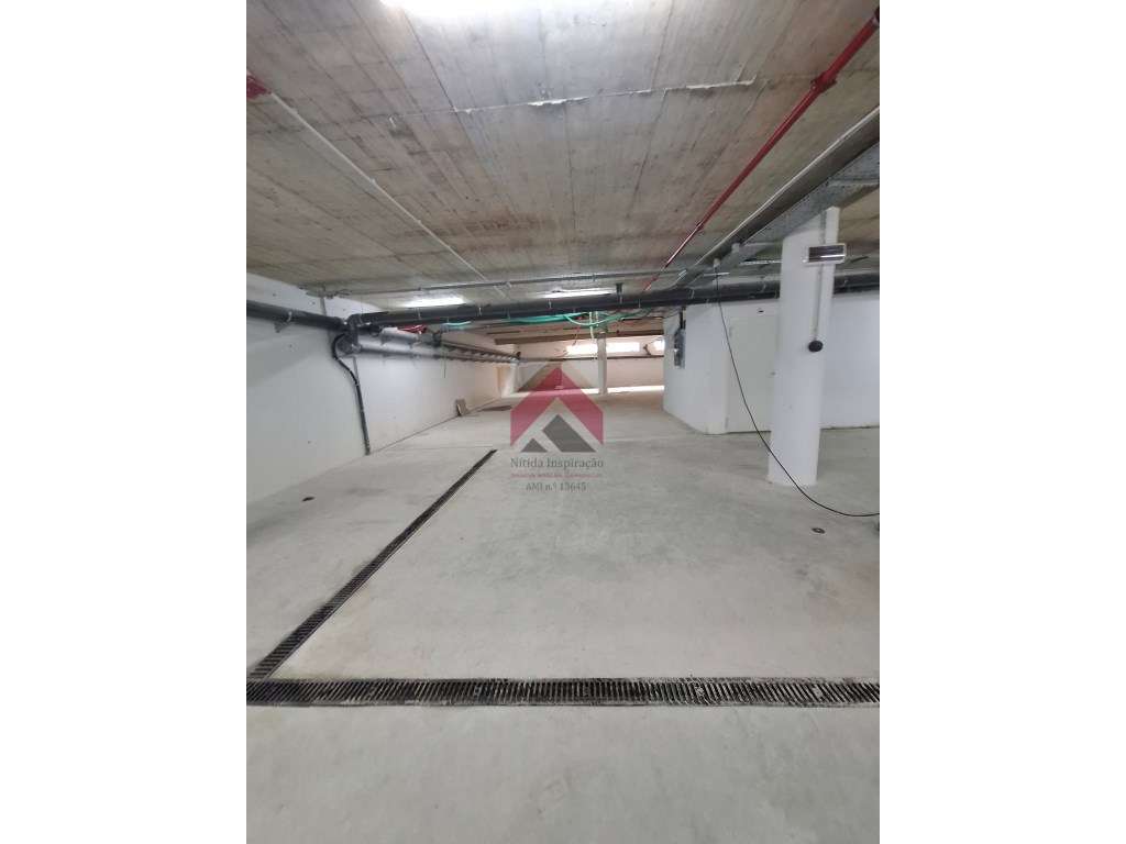 Apartamento T2 + Duplex Amplo + Terraço na Cobertura em Esgueira, A...-34