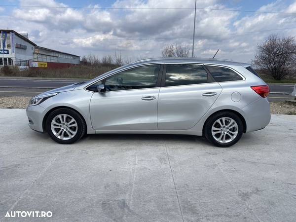 Kia Ceed - 4