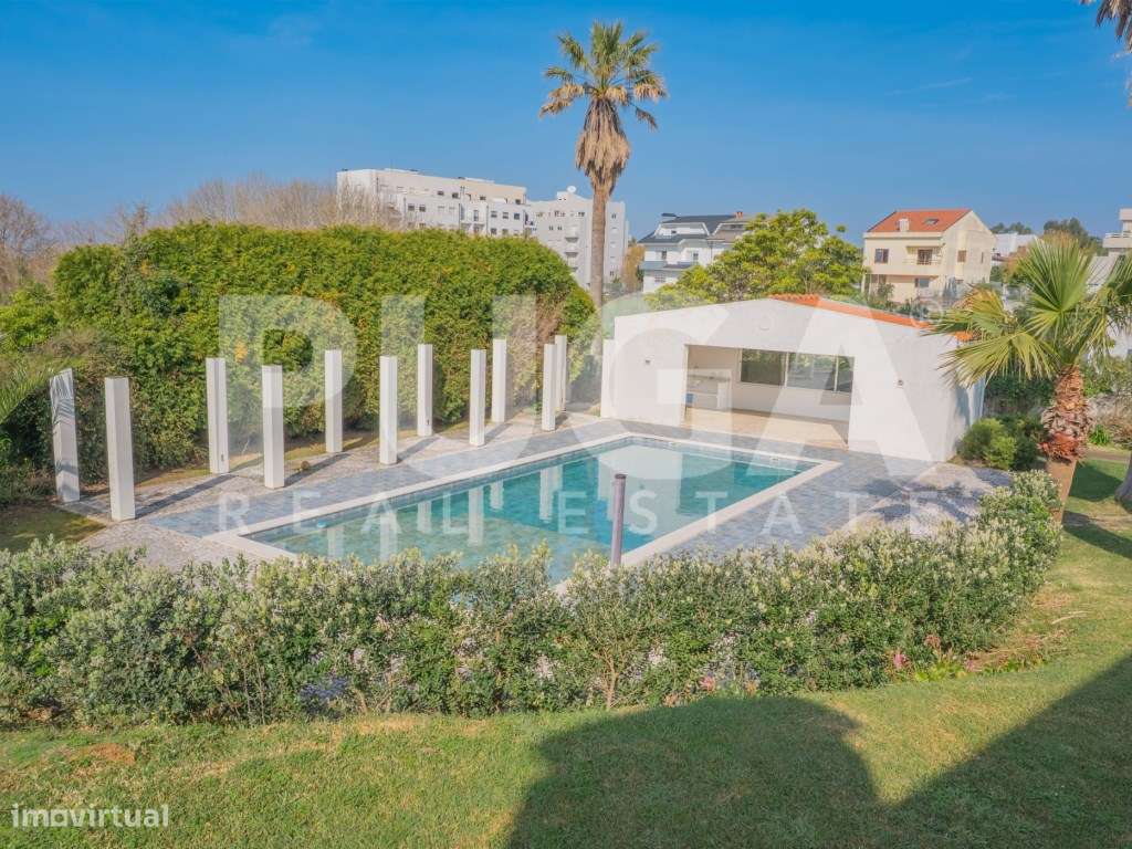 Moradia T5 em Miramar | Propriedade com 4.900 m², piscina coberta e...-18