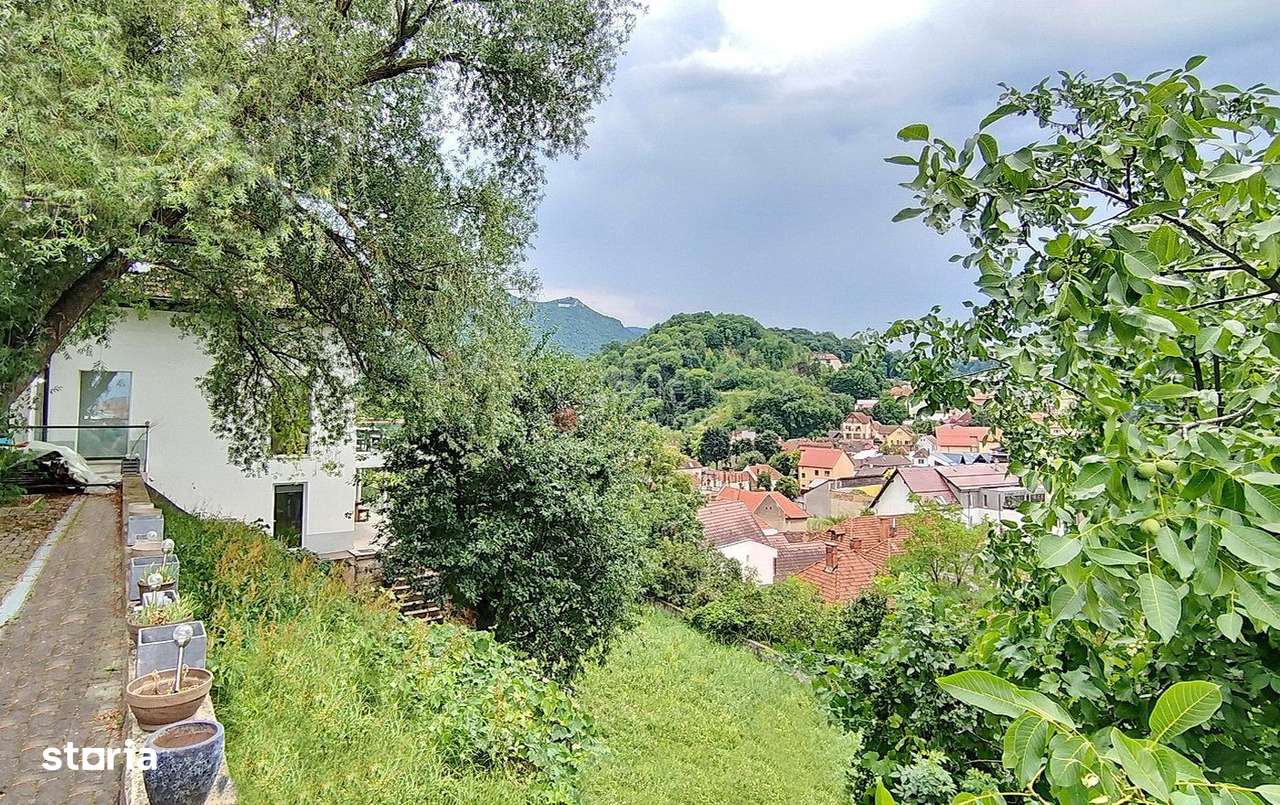 Proprietate Remarcabilă - Brasovul Vechi - Imagine principală: 1/20