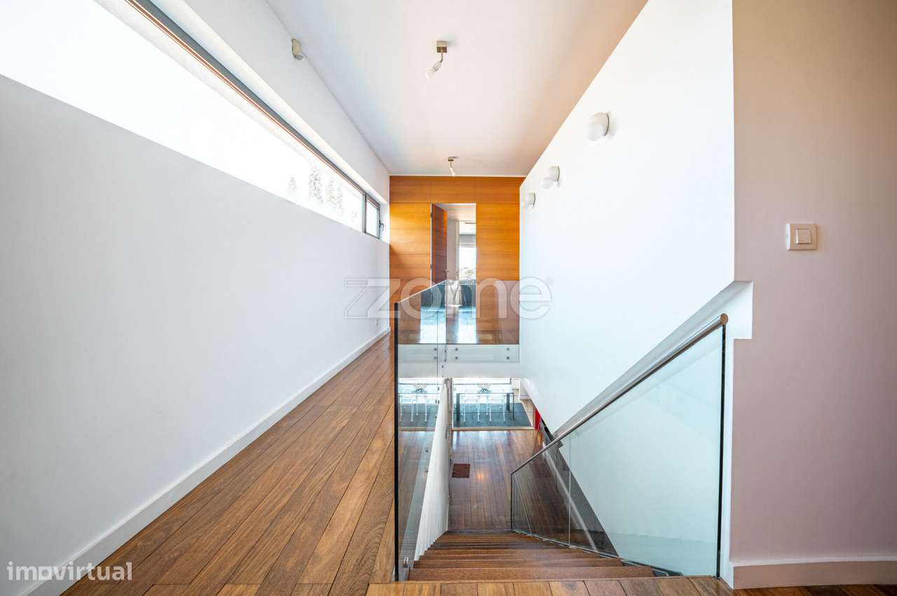 Exclusiva Moradia de Luxo T5+1 com Vista Mar | Lote de 960 m²-33