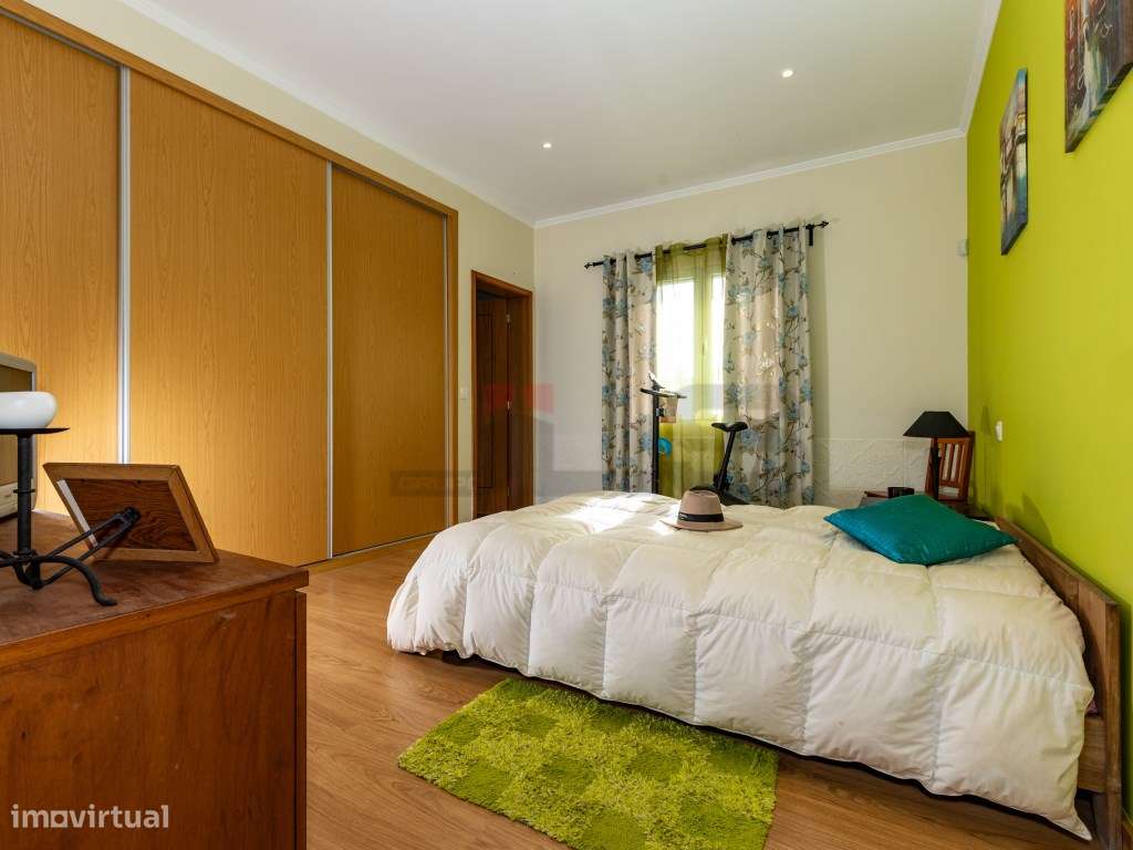 Moradia V4 Isolada com 3 Suites - São Vicente Ferreira, Ponta Delga...-23