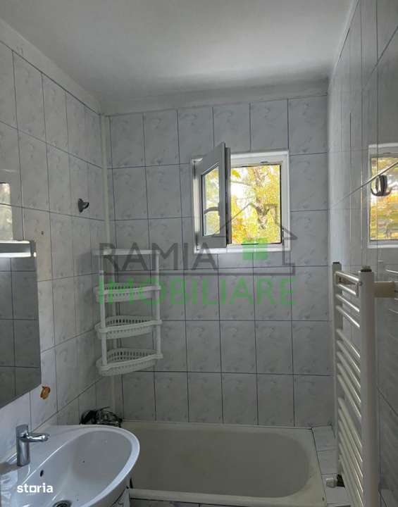 Apartament 3 Camere,  Etaj 2/4 – Astra Planete, Necesita Renovare-1