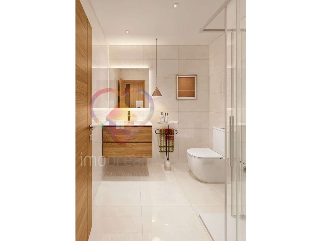 Apartamento T3+ c/ 3 Frentes em Vialonga - Lisboa-20