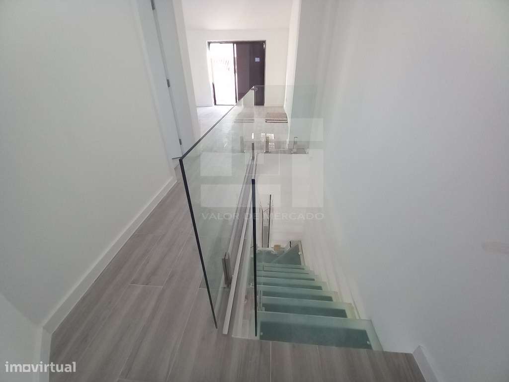 APARTAMENTO DUPLEX T3 - COSTA DA CAPARICA, 300 M DA PRAIA-38