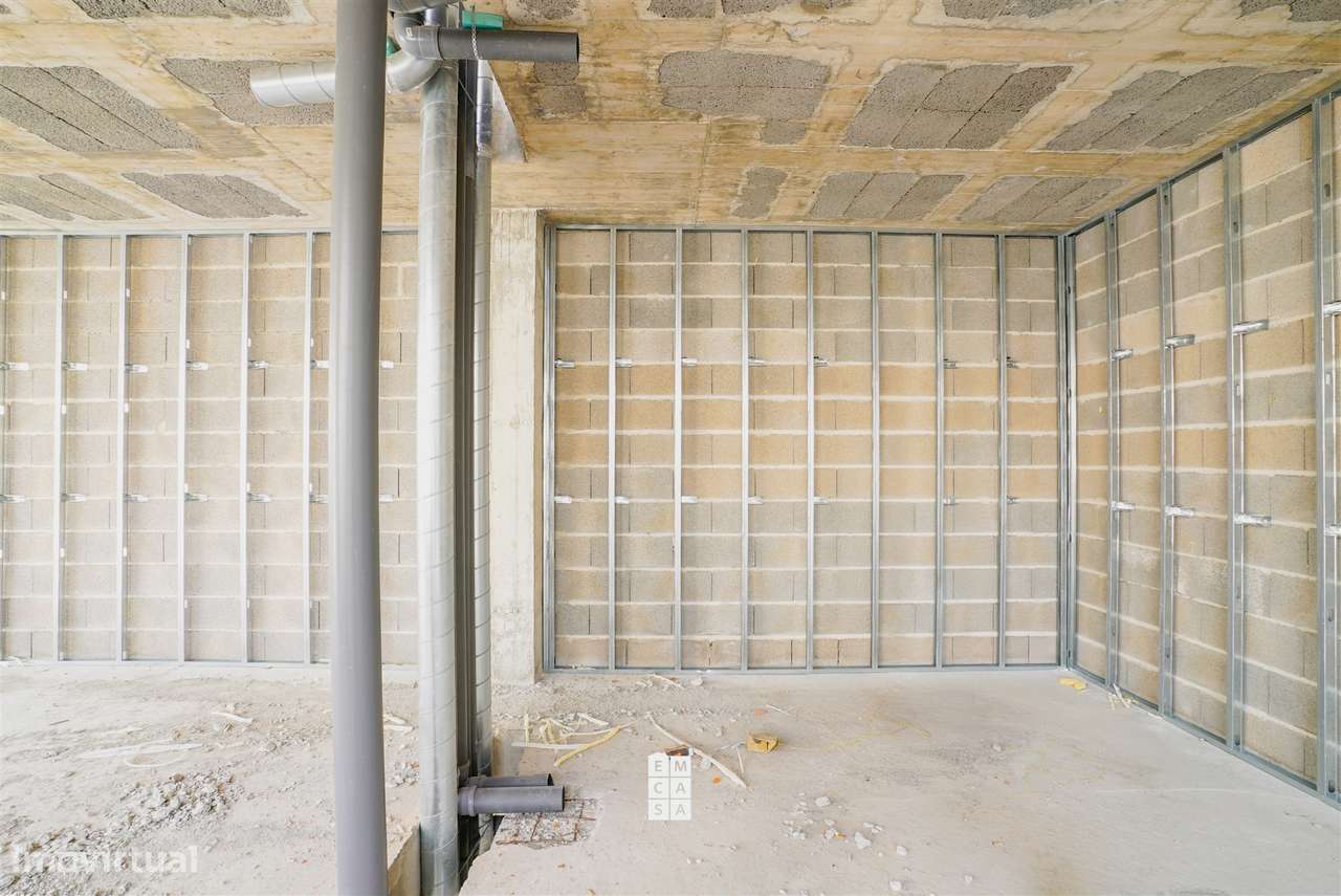 Apartamento T0+1 Venda em São João da Madeira,São João da Madeira-7