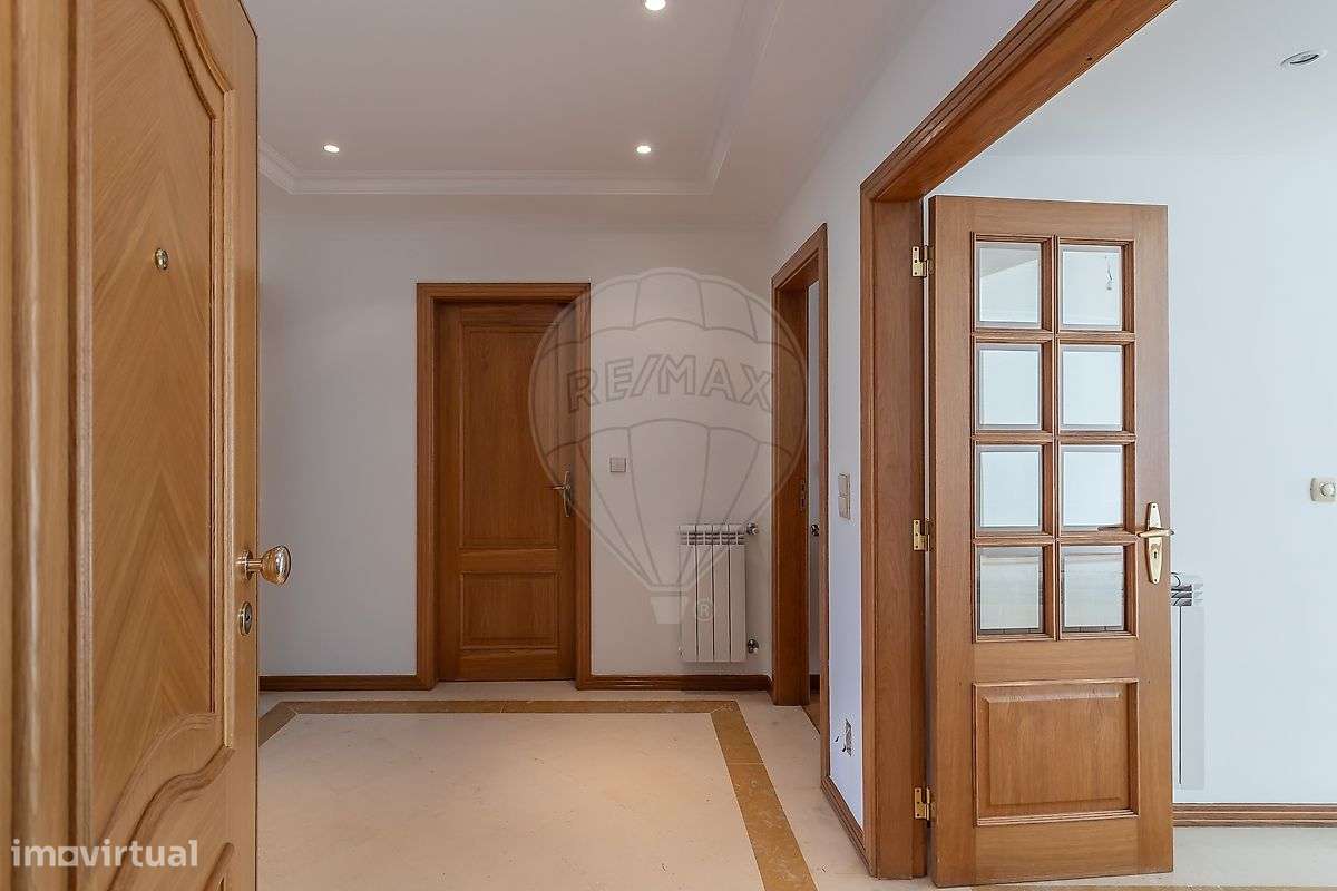 Apartamento T2 para arrendamento - Grande imagem: 4/33