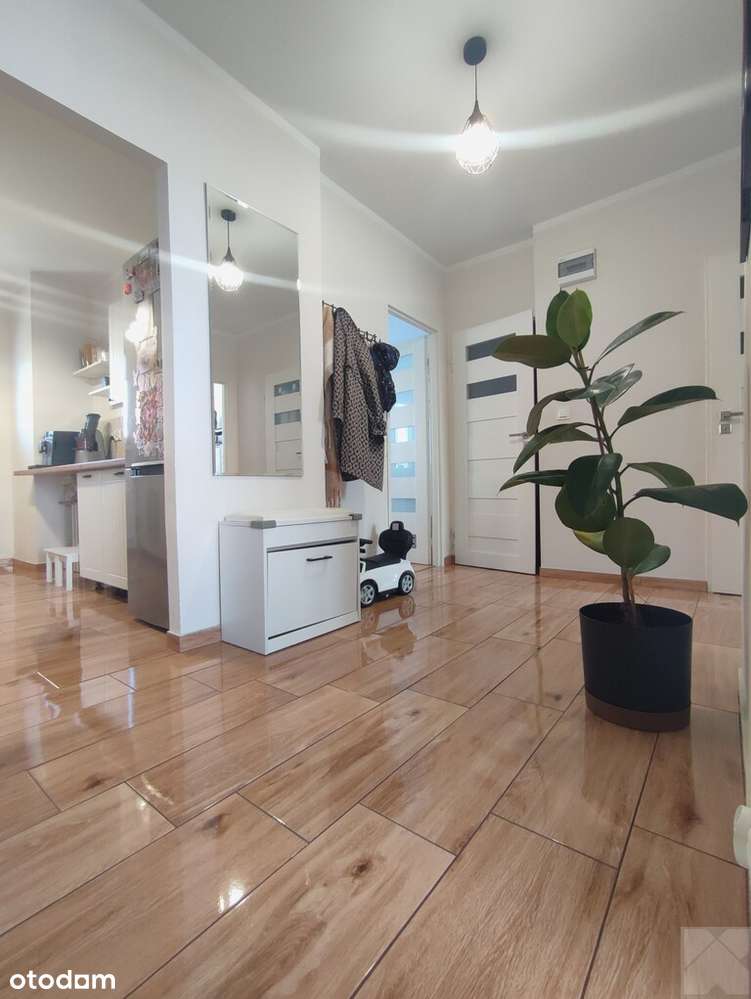 Na sprzedaż mieszkanie z garażem /Monte Cassino/-1