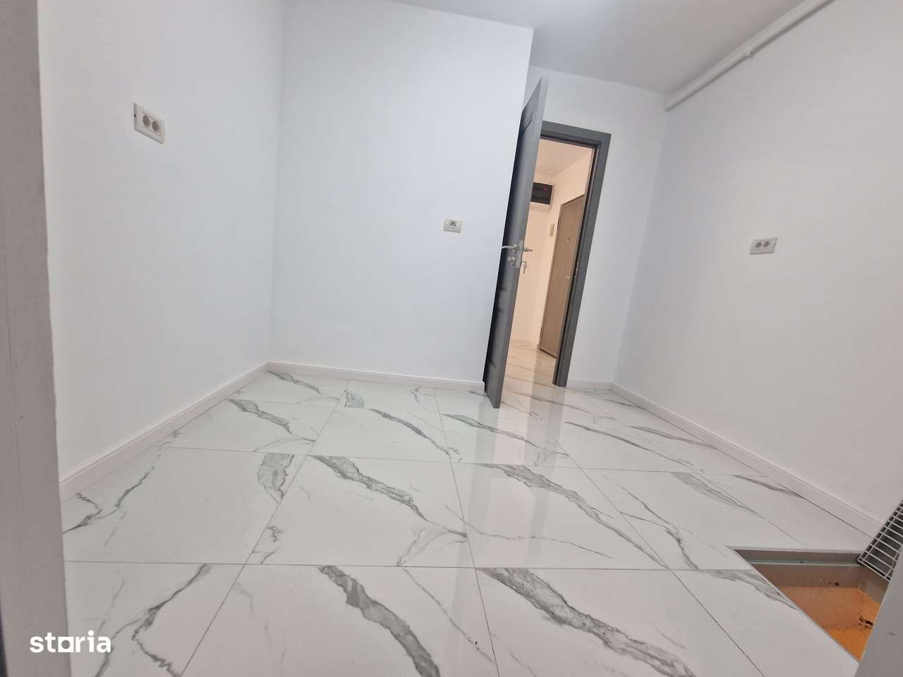 Dacia  - 3 camere decomandate confort 0, centrala gaze,renovat capital-12