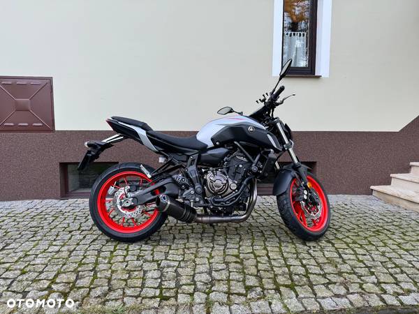 Yamaha MT - 5