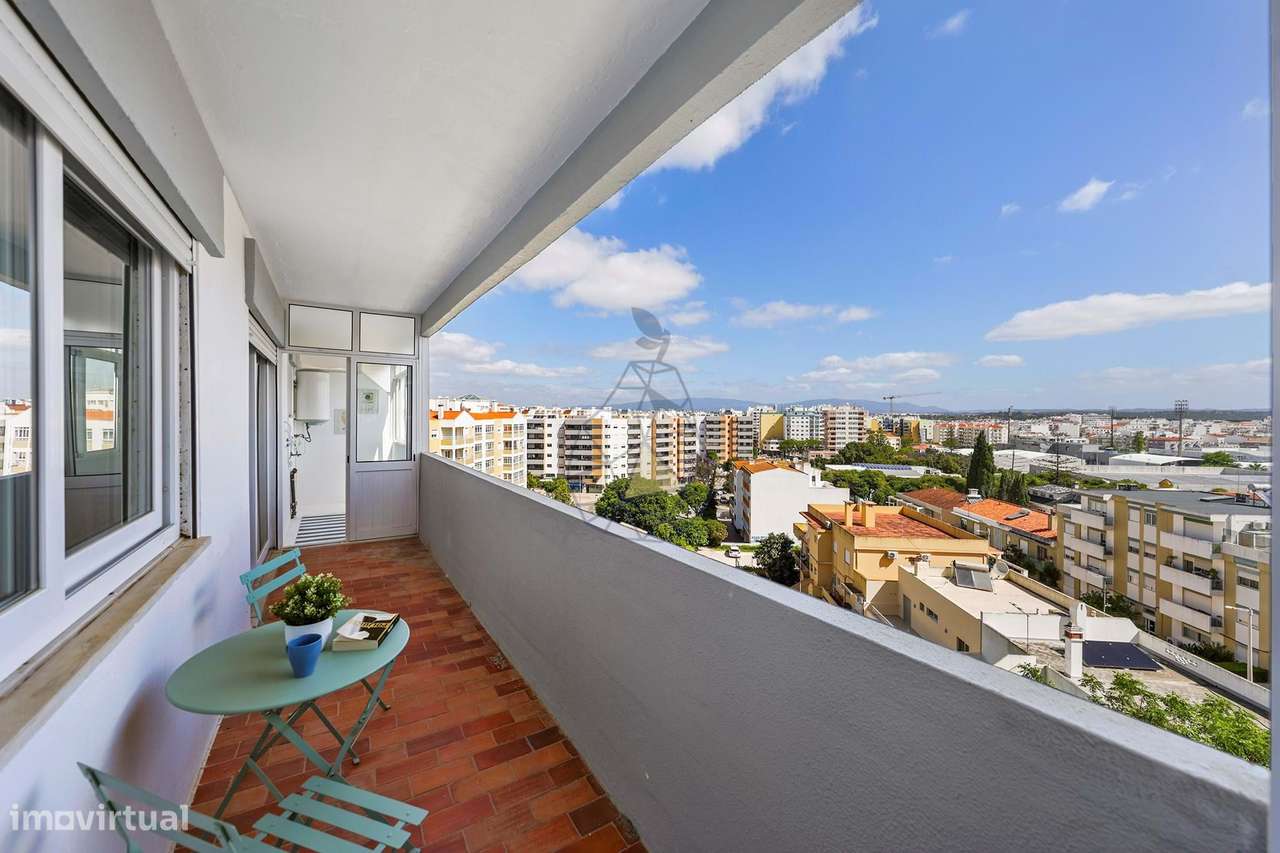 Apartamento Renovado T1 no Centro de Portimão-22