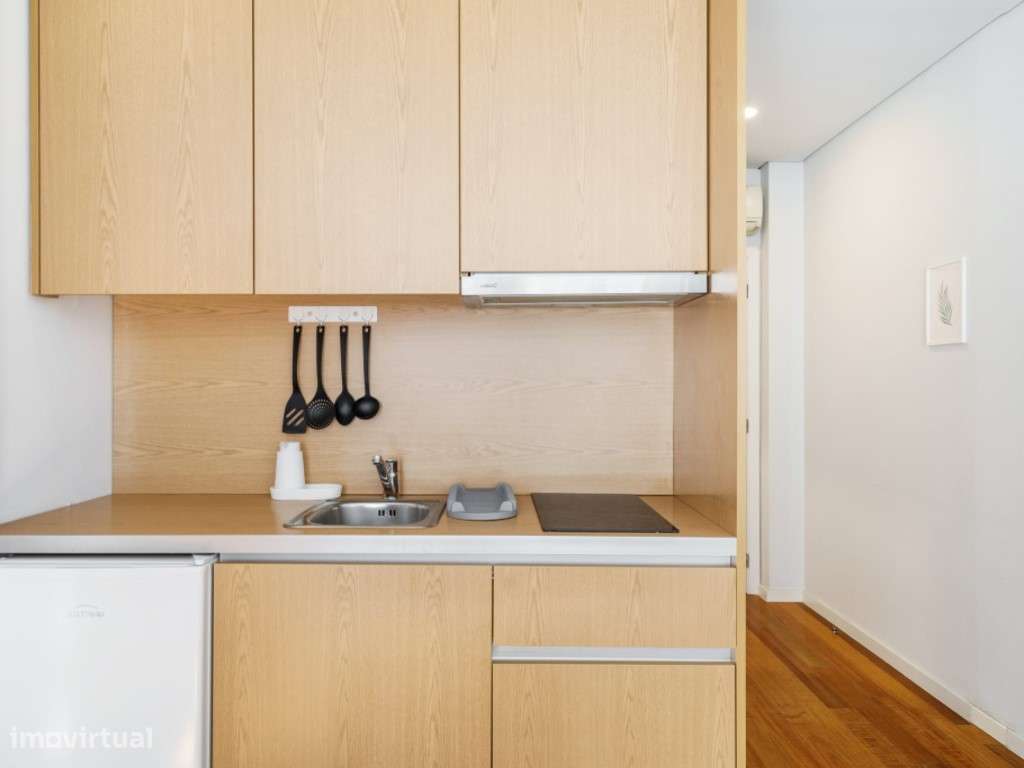 Edifício de rendimento no centro histórico de Braga - Rua de Santo ...-32