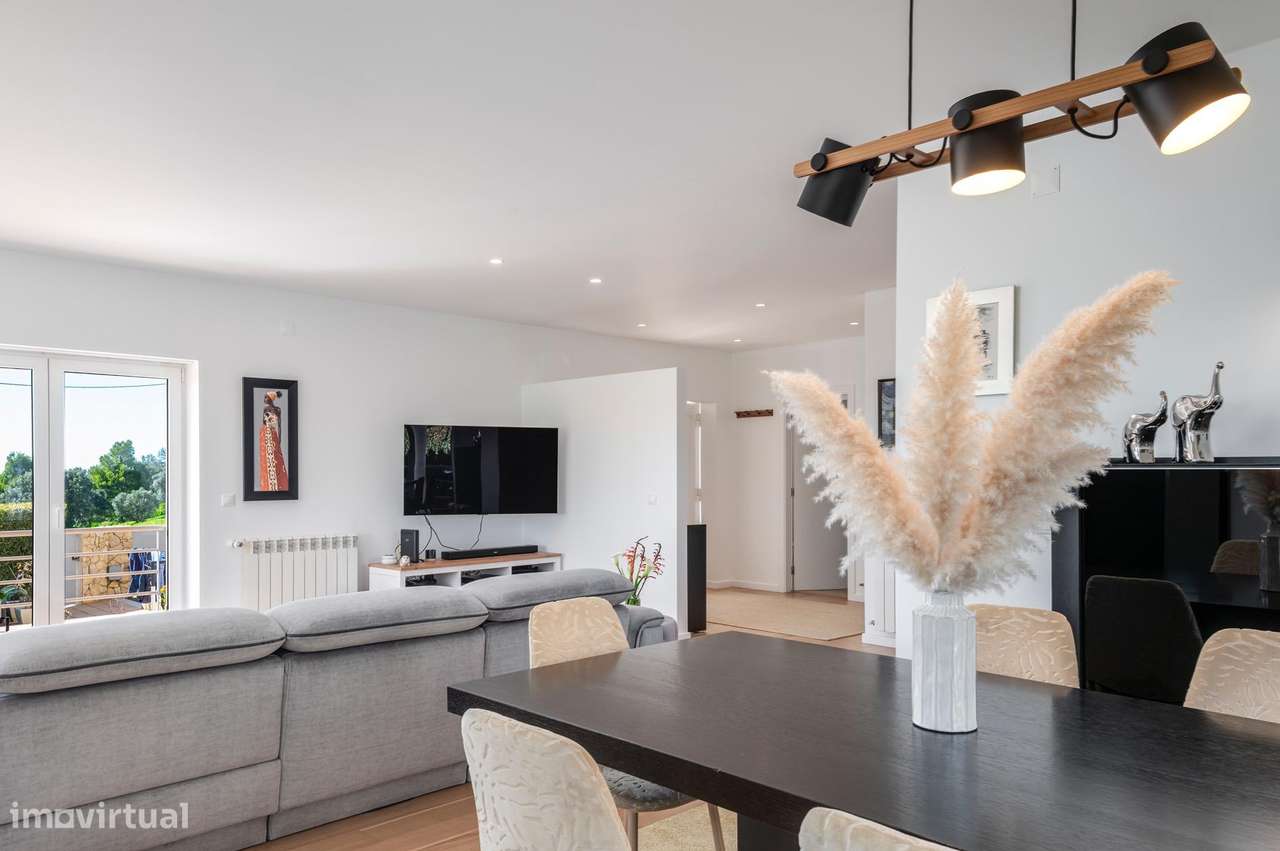 Moradia T3 com Jardim e Garagem | Construída em 2011 | São Pedro...-22